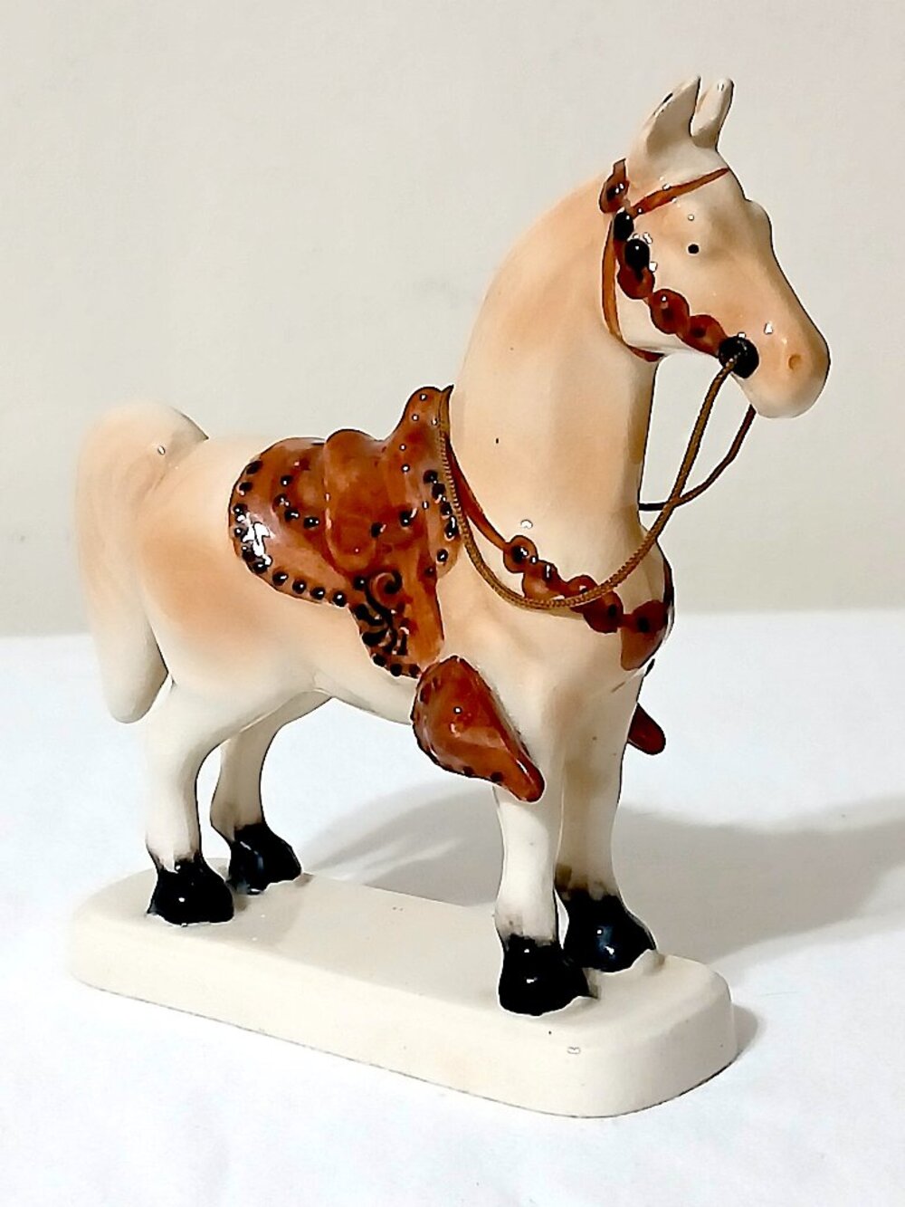 Vintage 1950s Japan Ceramic Horse Figurine Western Saddle Spaghetti Trim